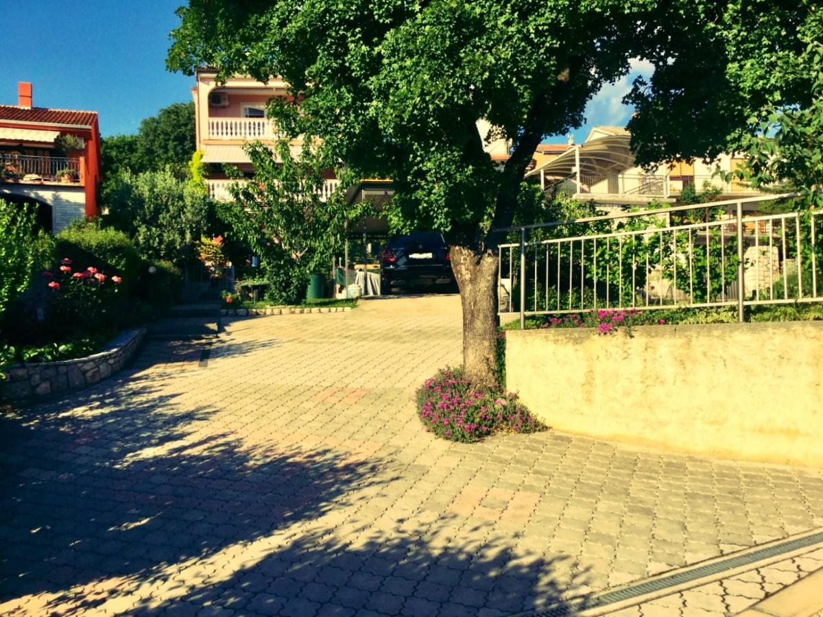 Apartment Jelena Crikvenica Luaran gambar