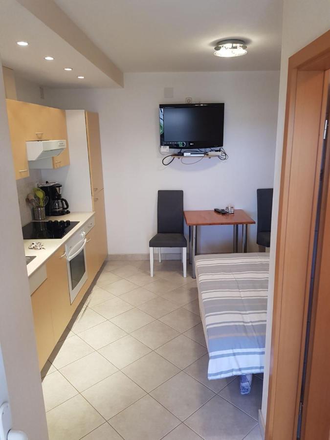 Apartment Jelena Crikvenica Luaran gambar